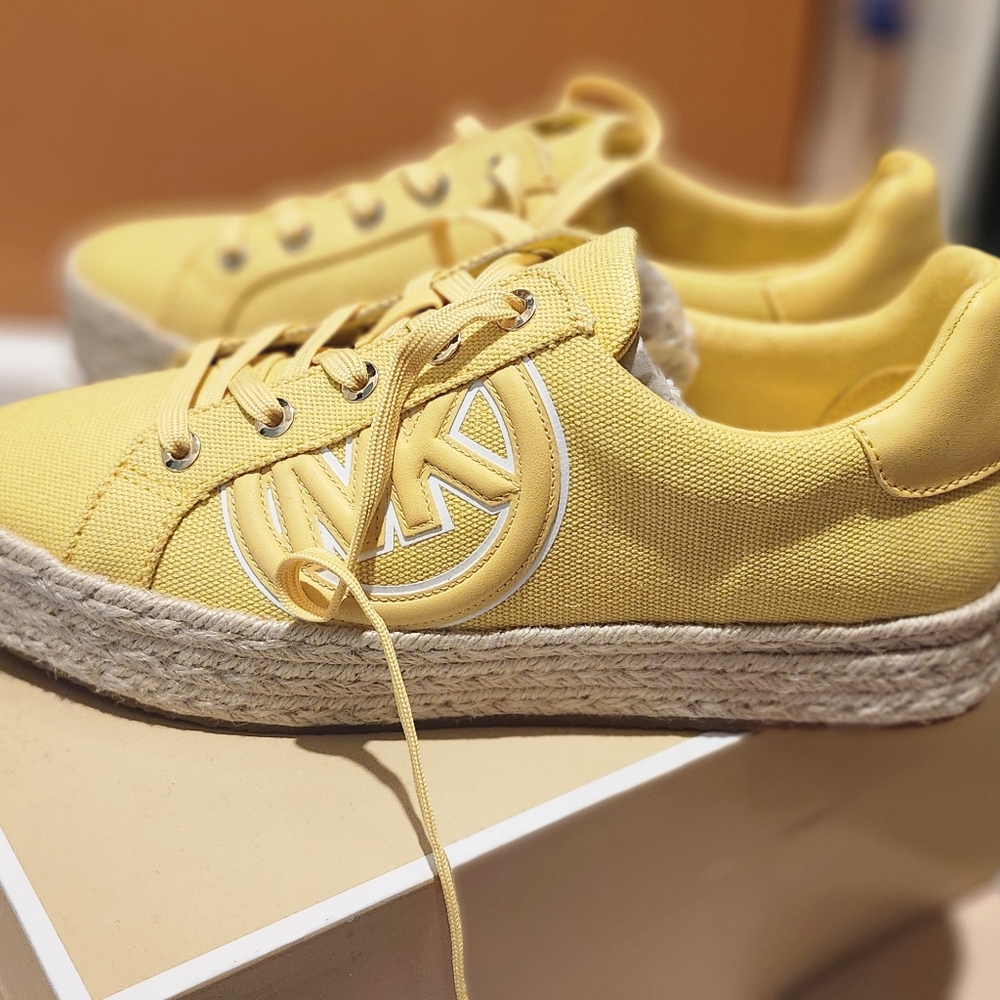 Michael Kors Shoes (Poppy Espadrille)